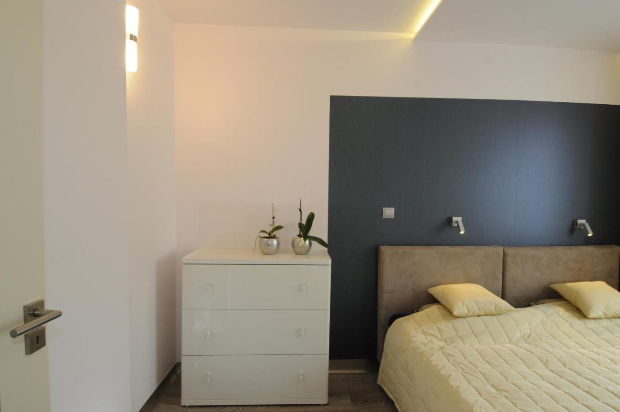 Grand-Tourist Trident Apartments Гданск Екстериор снимка